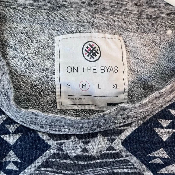 Aztec Patterned Sweater - Picture 2 of 2